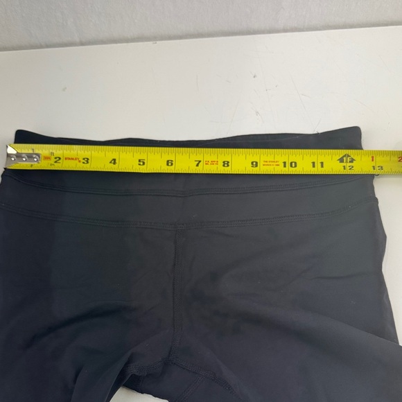 Lululemon Athletica Cropped Black Leggings - Picture 5 of 10